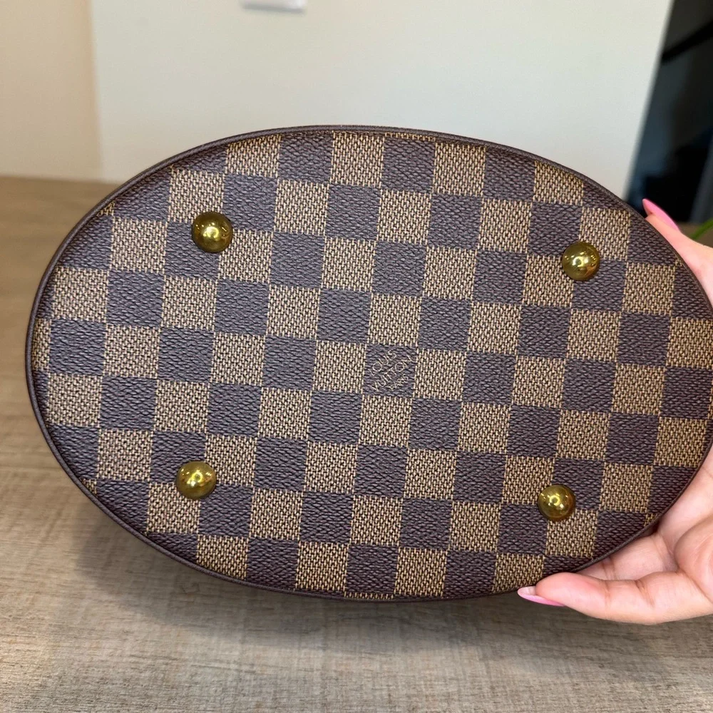 Louis Vuitton Damier Ebene Marais Bucket Bag PM - Picture 13 of 15